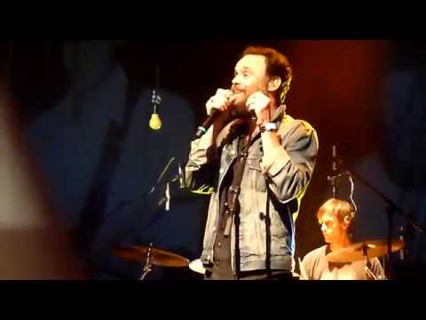 Dado Villa-Lobos e Marcelo Bonfá (LEGIÃO URBANA XXX ANOS) - Monte Castelo - com Rodrigo Amarante