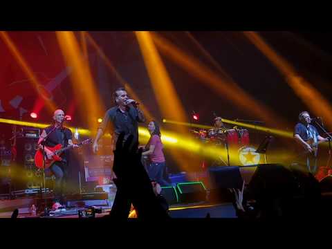 Bandabardò & Piero Pelù - W Fernandez (live in Firenze)