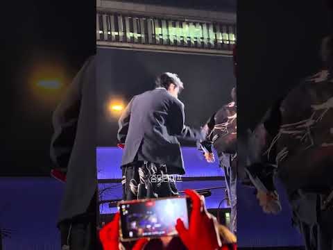 비공개 영상) 광화문 2.0 뷔, 시야 방해로 못올렸던 영상 뮤비 보고 필받아 올려보는 섹시 태형#btsv