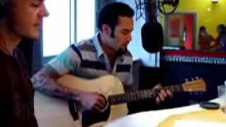 Ben Harper plays guitar: morning yearning