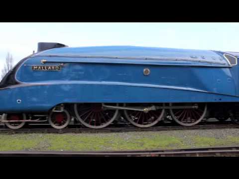 Mallard leaves the National Railway Museum