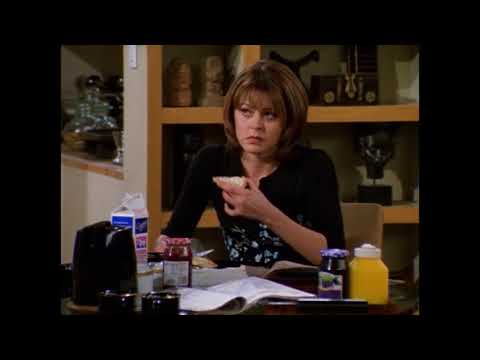 Frasier : Daphne Does an American Accent