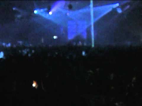 Ton aus Strom anno 2003 (Eisporthalle Halle / Saale)