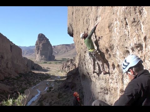 Escalada no PETZL ROC TRIP 2012 na Piedra Parada   Patagônia argentina