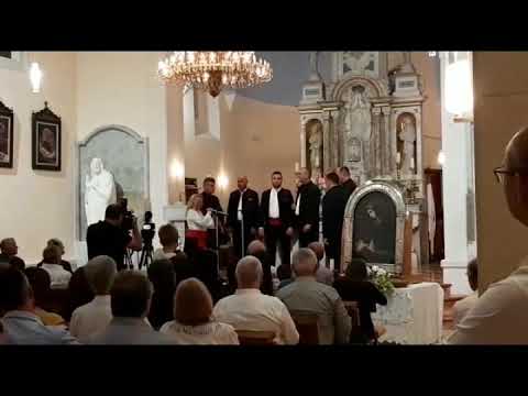 Klapa HRVACE Na me pogled Tvoj obrati