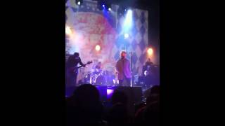 Beady Eye @ The Olympia Theatre - Standing On The Edge Of Noise