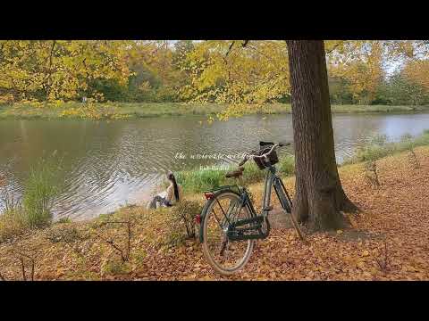 an early fall playlist