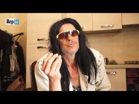 Rome, Richard Benson is ill: "I'm penniless, please help me."