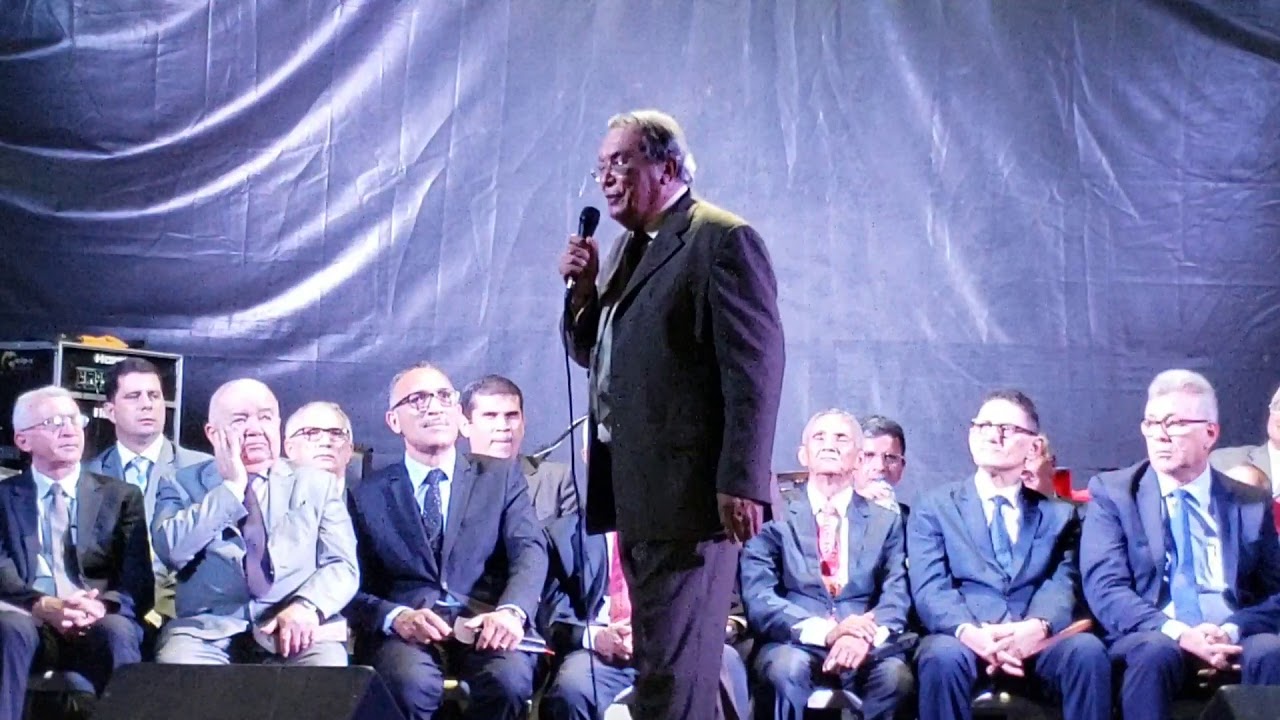 Pastor Gilvan Rodrigues conta o testemunho da irmã de Abreu e Lima - Sítio Vertente 30/11/2018