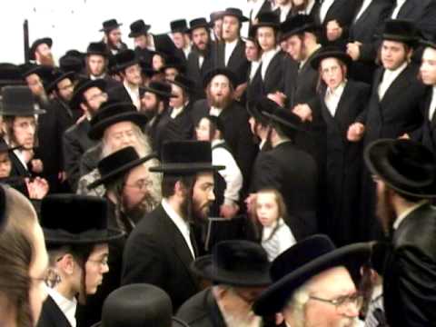 Engagement of the Nikolsburge Rebbes Son