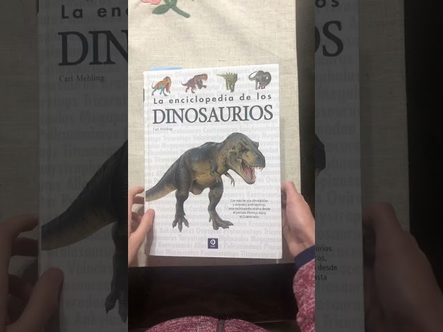 Vídeo relacionado con El libro de los dinosaurios. Nueva edición (Enciclopedia visual juvenil)