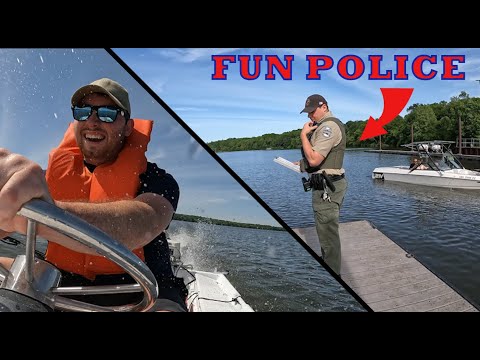 Budget Mini Speed Boat is SKETCHY (Cops didn't like it)