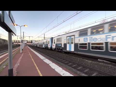 [RER D] Départ de la Z20500 en direction de Melun (Sous caténaire 1500 V courant continu)