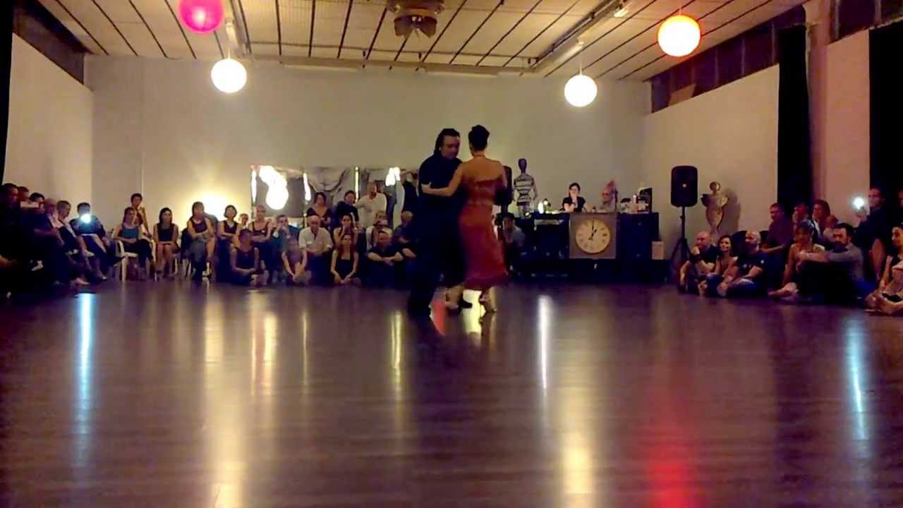 Video thumbnail for Chicho Frumboli & Juana Sepulveda - Viejo Almacen Papelero (Mantova) 2