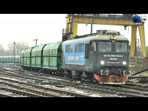 LDE2100 60-0434-0 & Marfar PSZ Freight Train in Gara Episcopia Bihor Station - 11 January 2021