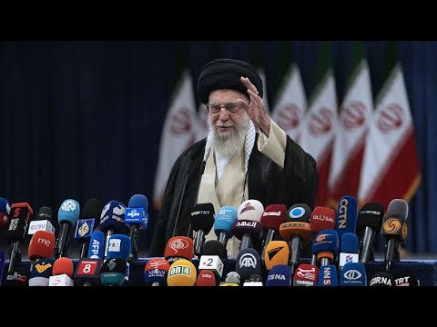 Iraner und Iranerinnen wählen bis sehr spät am Abend