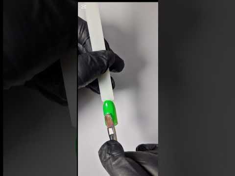 Video UV, LED barevný gel NEON GREEN 5ml