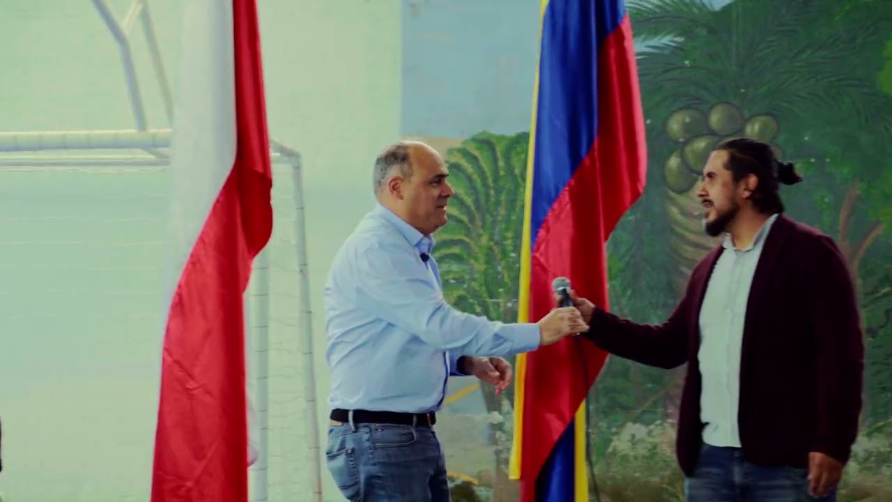 IE Comercial del Norte en Popayán recibe obras de la Fundación Mundo Mujer