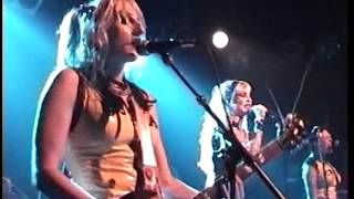 LUNACHICKS   2000 02 12   live @ Ubu, Rennes, France   60min54 HI8 MASTER