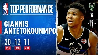 Giannis Antetokounmpo - Milwaukee Bucks