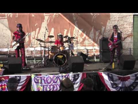 Love by Groovy Judy Live @ The Alameda County Fair, Pleasanton, CA