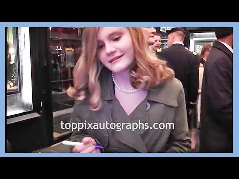 Morgan Turner feels awkward, signs autographs for TopPix at "Mildred Pierce" premiere