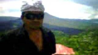 preview picture of video 'Goes to Batur volcano and lake with my friend.'