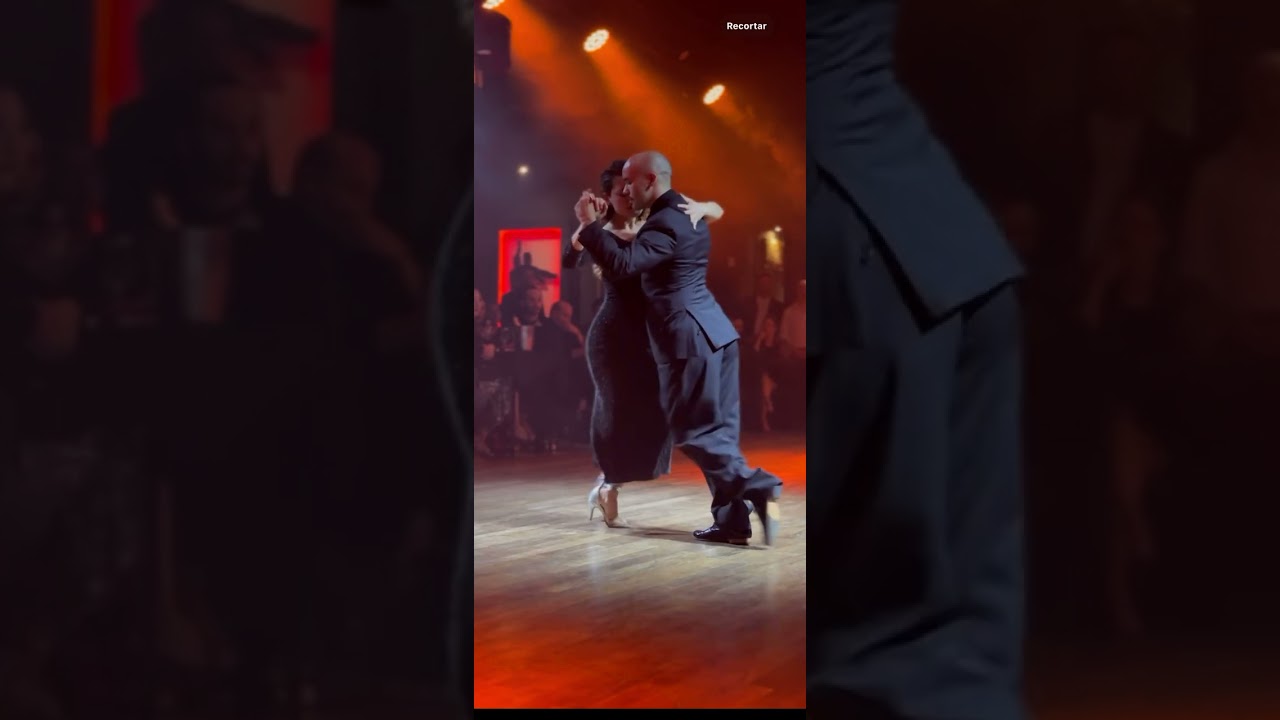 Valentina Massari y Leonardo Pankow en Pipi Cucú, BsAs , Di Sarli