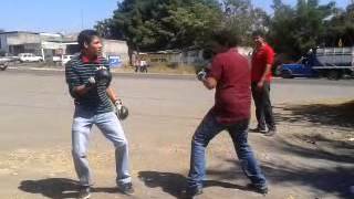 preview picture of video 'pelea callejera'