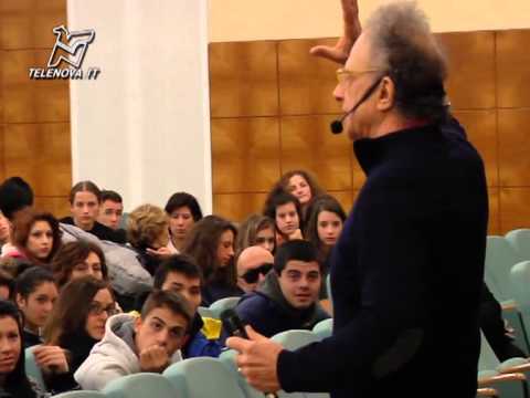 Siccome la persona smetterà di bere La codificazione da alcool e una conseguenza da un Siluro