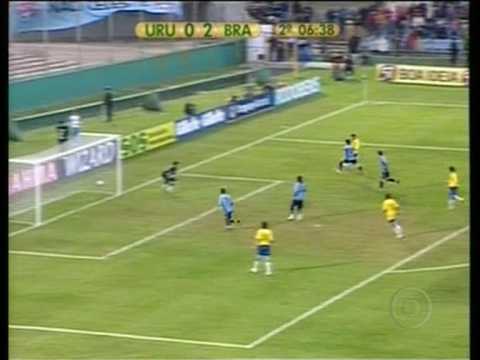 Peor goleada por clasificatorias en el Estadio Centenario Uruguay 0x4 Brasil