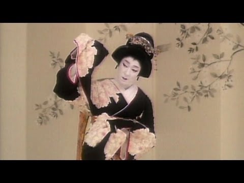 Japan's Living National Treasure keeps kabuki alive