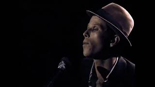 Frank's Wild Years - LIVE Tom Waits 1983