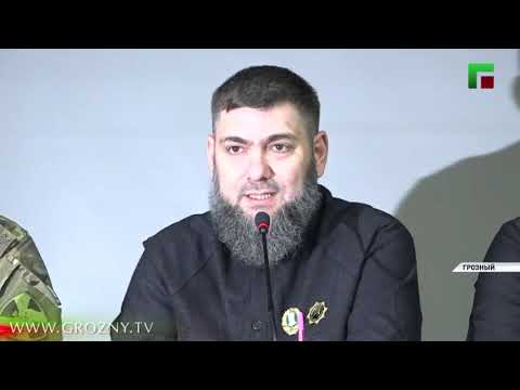 Представители Росгвардии и МВД рассказали студентам о подвигах героев современности