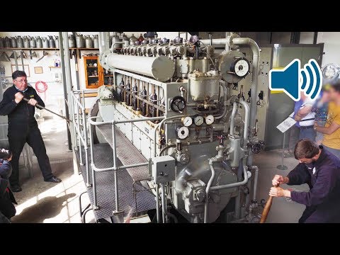 Start Up of a WW2 Submarine Diesel Engine of a German U-Boat 🔊