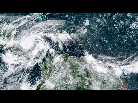 尼加拉瓜和洪都拉斯在颶風 "埃塔 "來臨前撤離沿海地區 (Nicaragua and Honduras evacuate coast before Hurricane Eta)