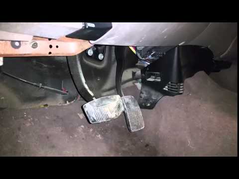 CA0016 - 2002 Ford F150 - Power Gas and Brake Pedals