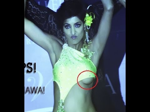 download lagu mp3 mp4 Indian Actress Malfunction Photos, download lagu Indian Actress Malfunction Photos gratis, unduh video klip Indian Actress Malfunction Photos