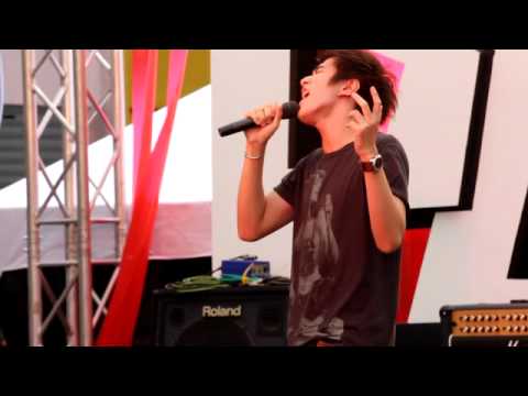 110514 Warm Chocolate Series - รักเธออยากเจอเขา @ Play Fest