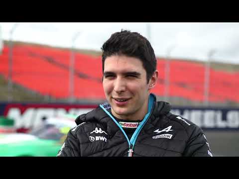 Alpine F1 drivers sample Supercar on Thunderdome