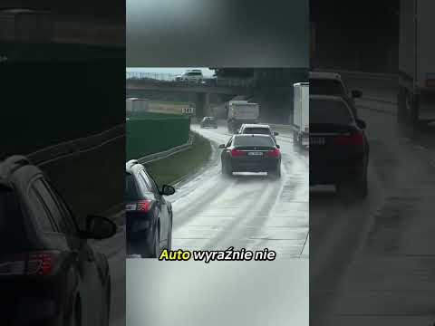 BMW driftuje… ale to nie zabawa! 😳 Co tu się stało? #BMW #motoryzacja #shorts