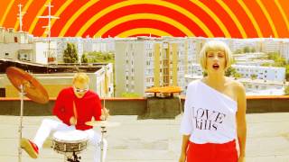 HOT CASANDRA - Julia