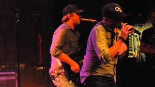 Cole Swindell - This Is How We Roll / Hope You Get Lonely Tonight