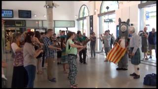 À la gare de Perpignan Music Video