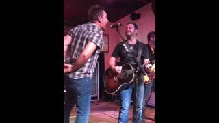Wade Bowen and Dalton Domino - When I Woke Up Today (Live)