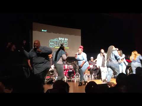 JJ Hairston & YP : No Reason to Fear