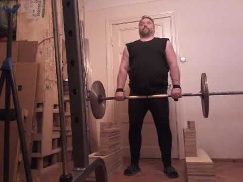 Small, light deadlift 2, Episode 4, 4sets 60kg,132lbs 40reps