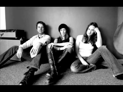 The Waifs - Day Dreamer