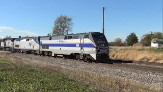 preview picture of video 'Amtrak Heritage unit 184 and Dash 8 power the Southwest Chief - Argyle, IA 10/19/14'
