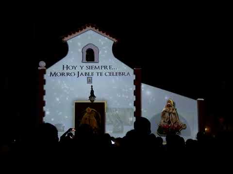Procesión nocturna en Morro Jable: la Virgen del Carmen baja al mar en brazos de sus marineros